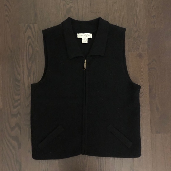 Vintage Black Zip Sweater Vest - Picture 1 of 3